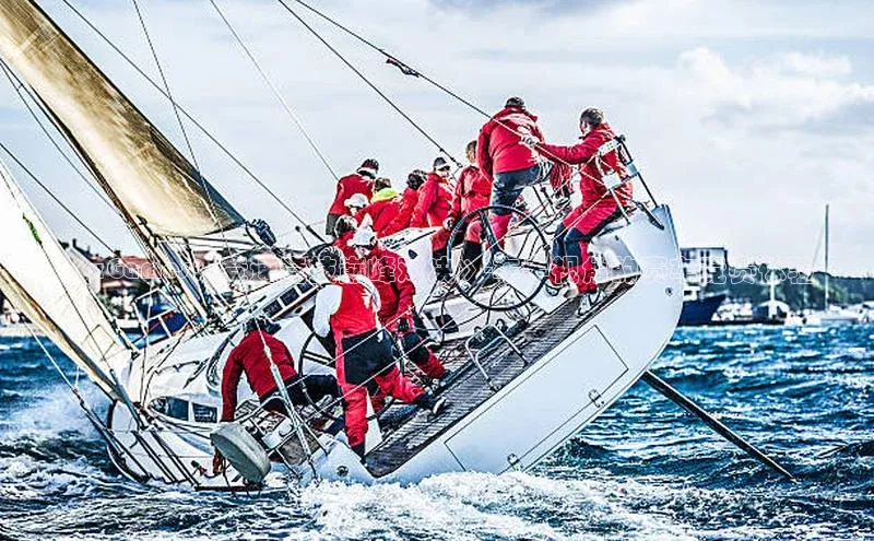 《xGames：竞速竞技巅峰对决》-车手视角的赛车竞赛体验